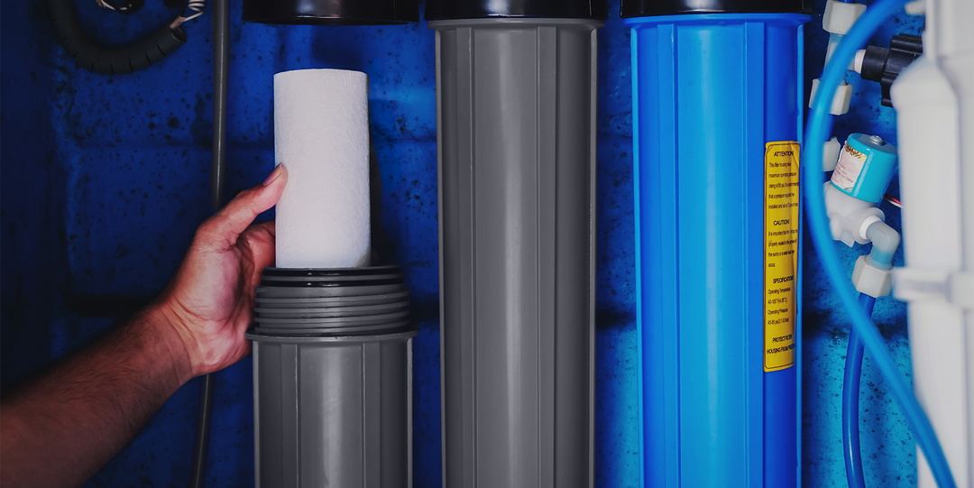 Replacing filter cartridges